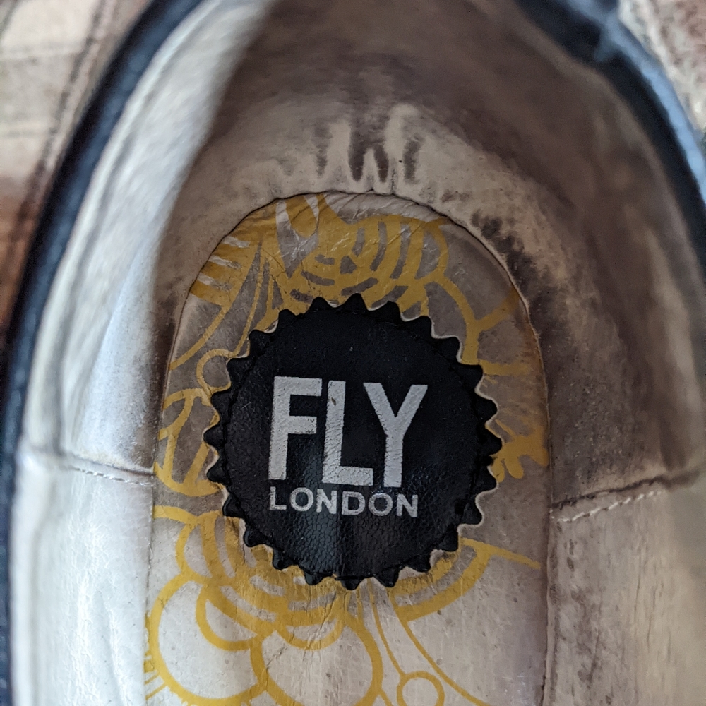 Fly London 'Yaz' slip on wedge platform shoes - Picture 3 of 12